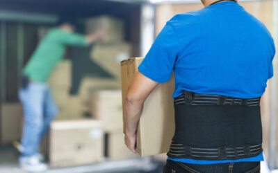 Cinto lombar no trabalho: conheça seus riscos